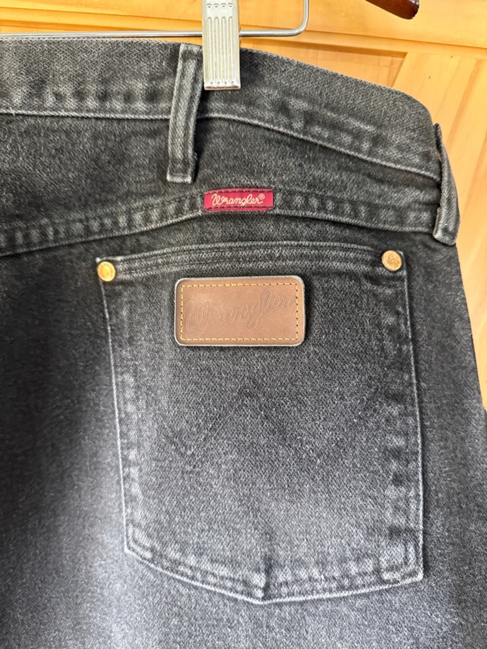 Wrangler Men's  Black Straight Jeans with Brown Patch 40x34